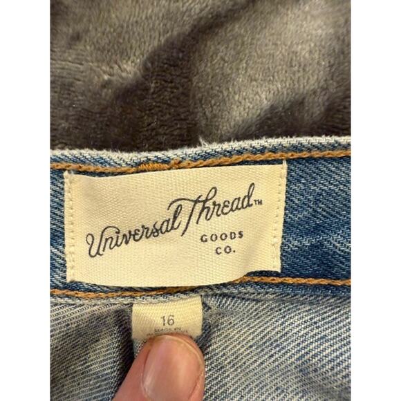 Universal Thread Jeans NWT Women's size 16 Mid-Rise 90's Baggy Jeans relaxed hip - Picture 3 of 7
